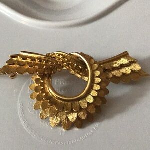 Boucher gold vintage brooch